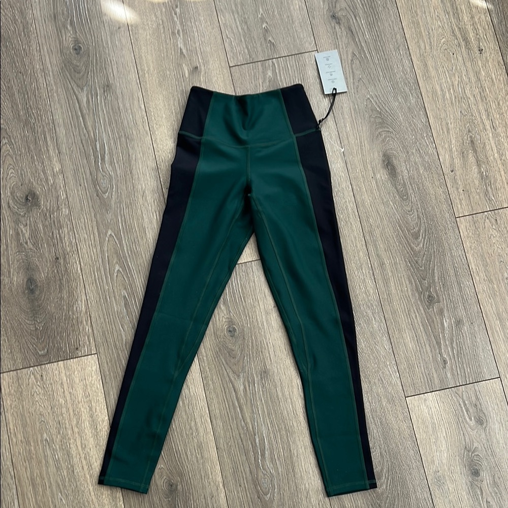 Abercrombie Green and Black Leggings